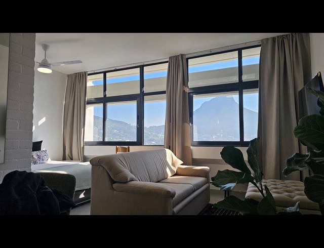 0.5 BEDROOM STUDIO APARTMENT TO LET IN GARDENS